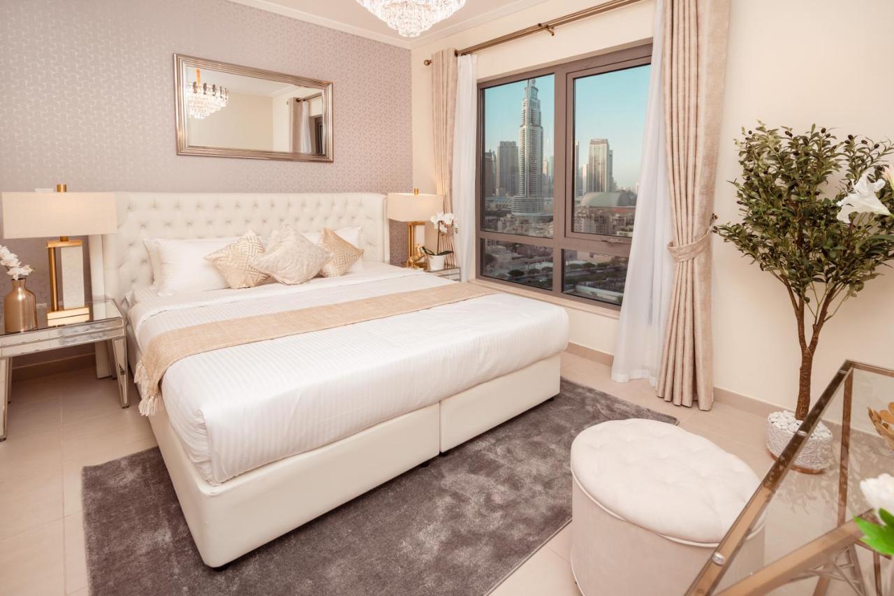 Elite Royal Apartment - Panoramic Full Burj Khalifa, Fountain & Skyline View - Baron Дубай Экстерьер фото